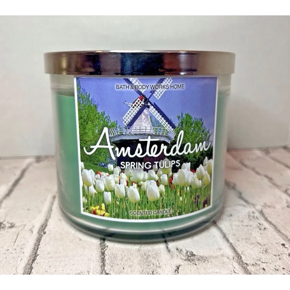 Bath and Body Works 3 Wick Candle - Amsterdam Spring Tulips